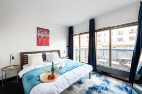 Spacious apartments with parking in Prague